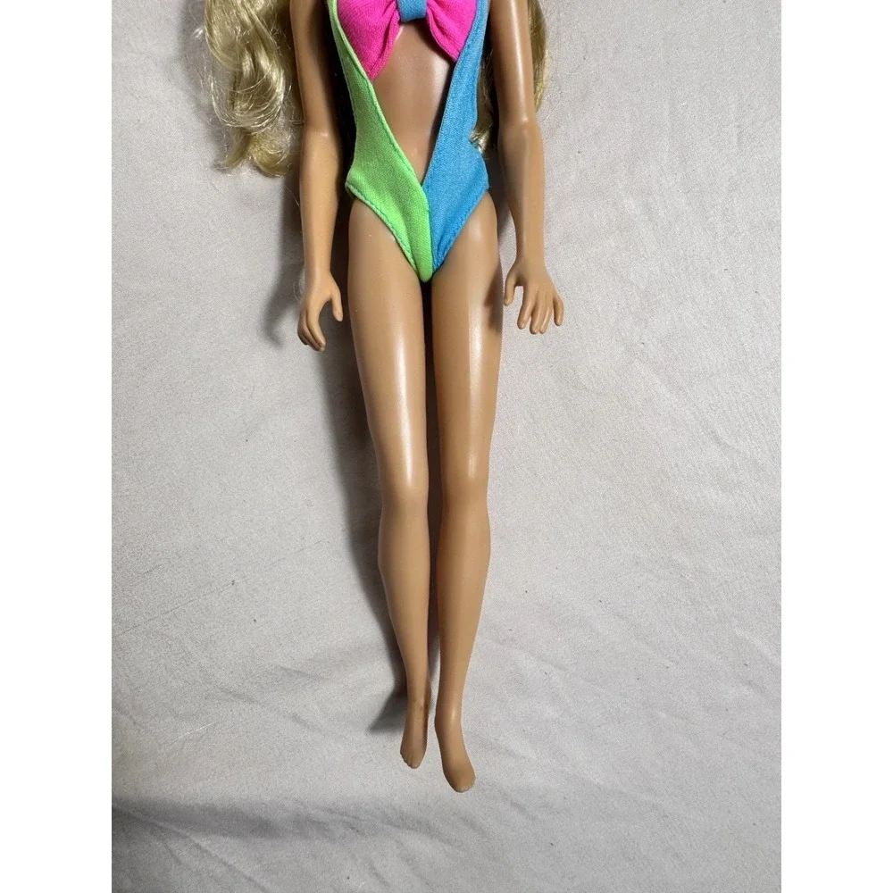 Vintage Hasbro 1988 Beachy Keen Maxie Doll W Signature Green And Blue Swimsuit